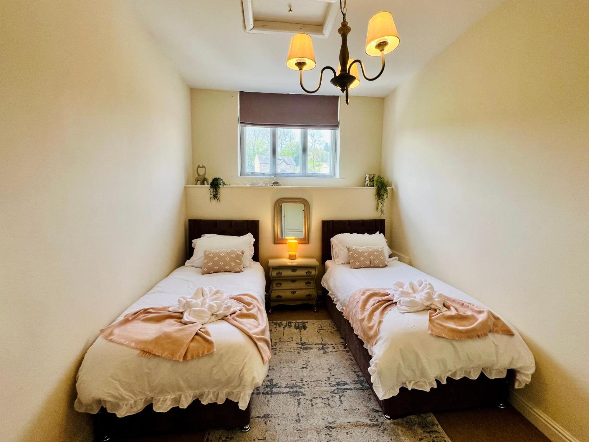 Top Floor Double En-Suite Br Apartment Central Matlock Matlock  Eksteriør bilde